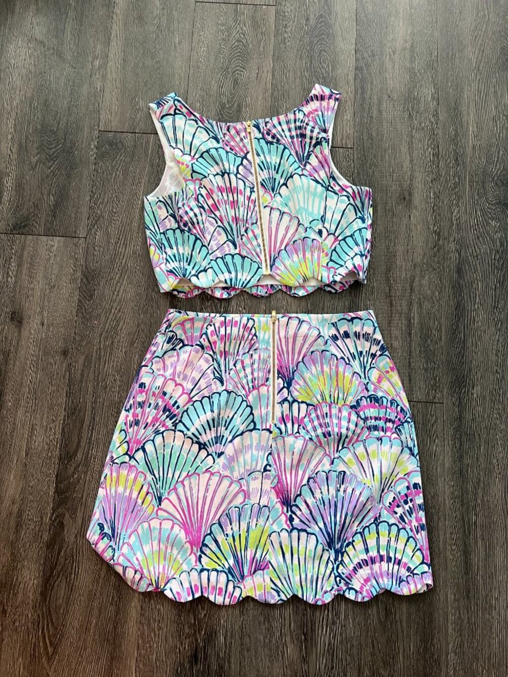Lilly Pulitzer Seashell Print Matching Set Size 4 Scalloped Skirt Crop Top - Picture 3 of 3